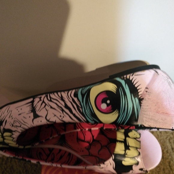 IRON FIST GRAVE DANCES FLATS - Picture 9 of 9